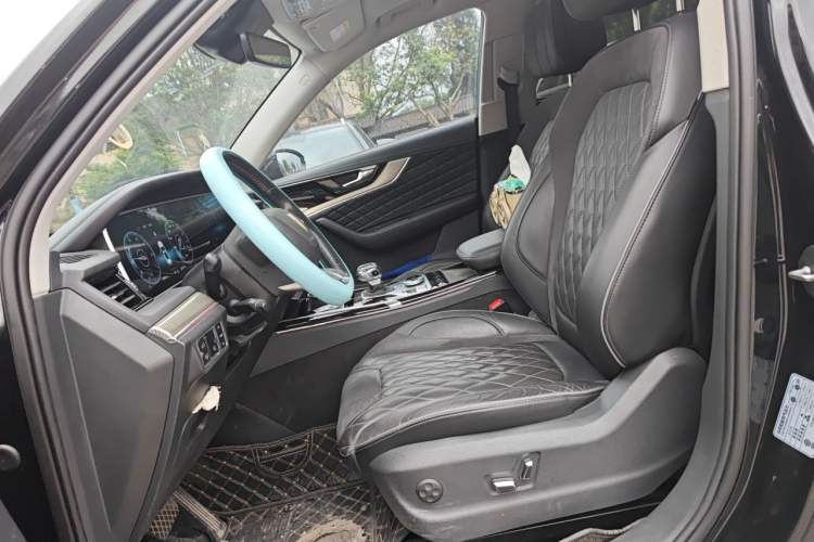 Used Hongqi HS5 2019 2.0T Smart Connect Flagship All-Wheel-Drive Version Left Front Seat