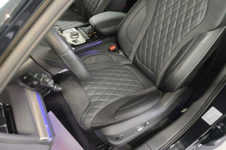 Used Hongqi HS5 2019 2.0T Smart Connect Flagship All-Wheel-Drive Version Left Front Seat