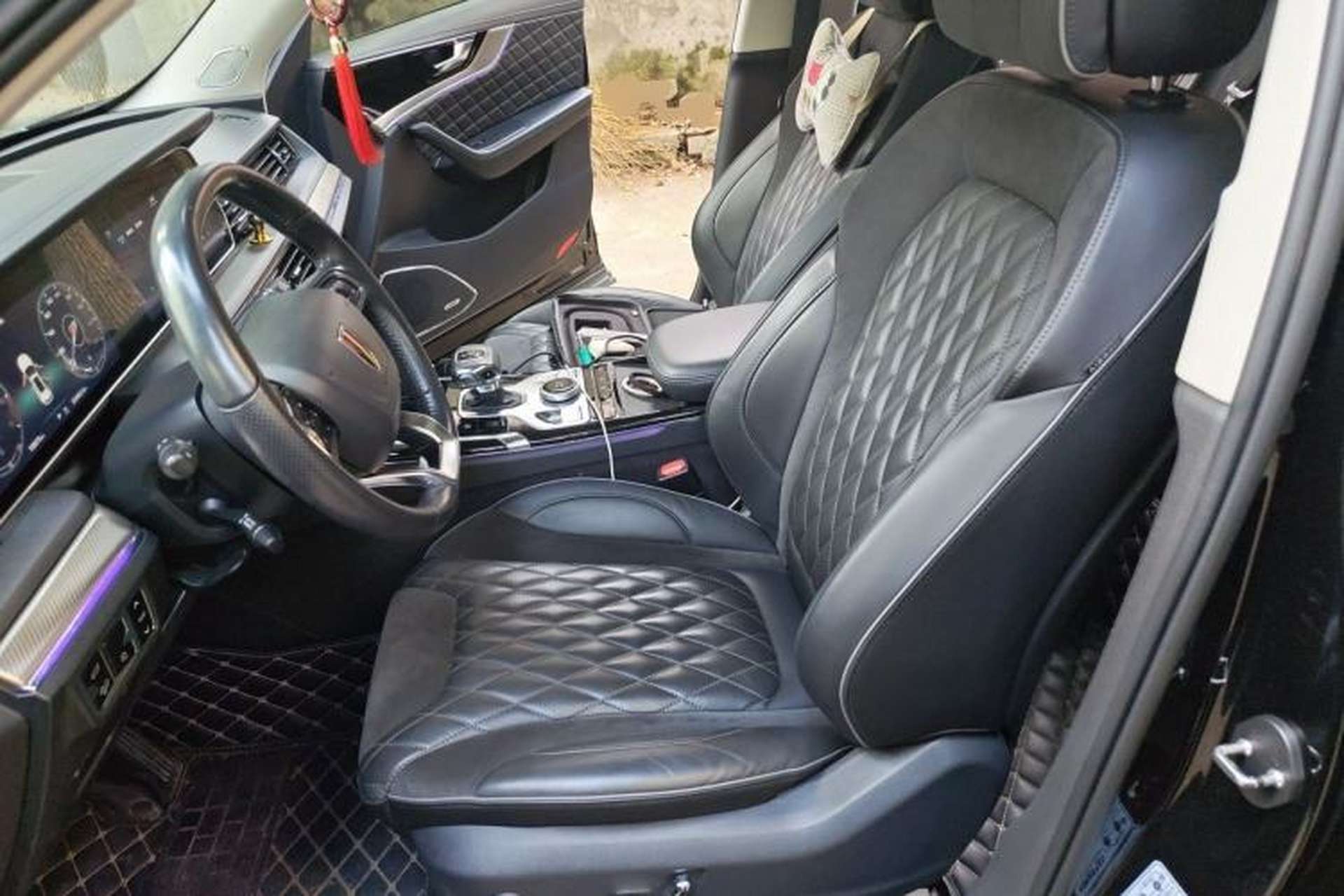 Used Hongqi HS5 2019 2.0T Smart Connect Flagship All-Wheel-Drive Version Left Front Seat