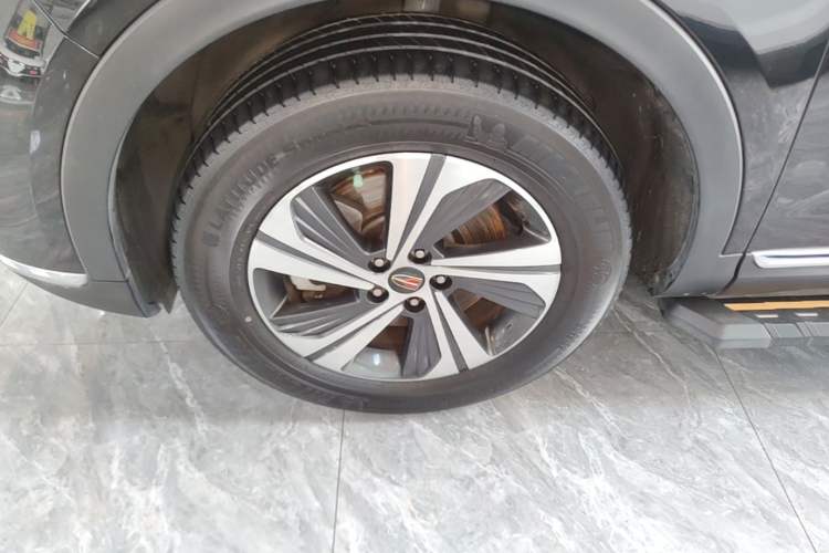 Used Hongqi HS5 2019 2.0T Smart Connect Flagship Edition Left Front Wheel Hub