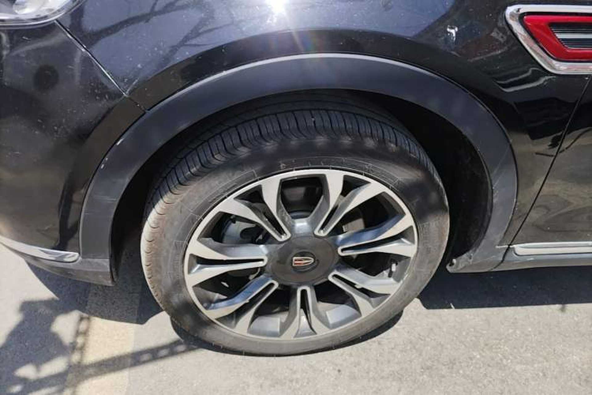 Used Hongqi HS5 2019 2.0T Smart Connect Flagship All-Wheel-Drive Version Left Front Wheel Hub