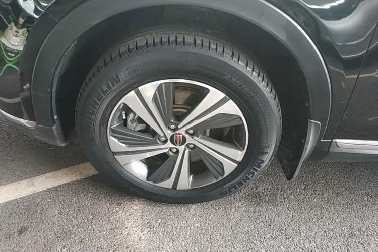 Used Hongqi HS5 2019 2.0T Smart Connect Flagship Edition Left Front Wheel Hub