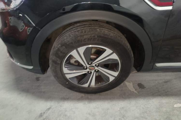 Used Hongqi HS5 2019 2.0T Smart Connect Flagship Edition Left Front Wheel Hub