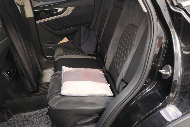 Used Hongqi HS5 2019 2.0T Smart Connect Flagship Edition Left Rear Seat