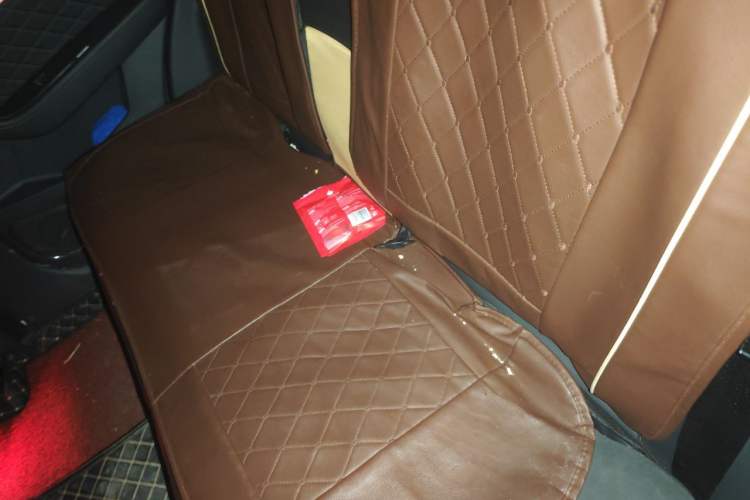 Used Hongqi HS5 2019 2.0T Smart Connect Flagship Edition Left Rear Seat