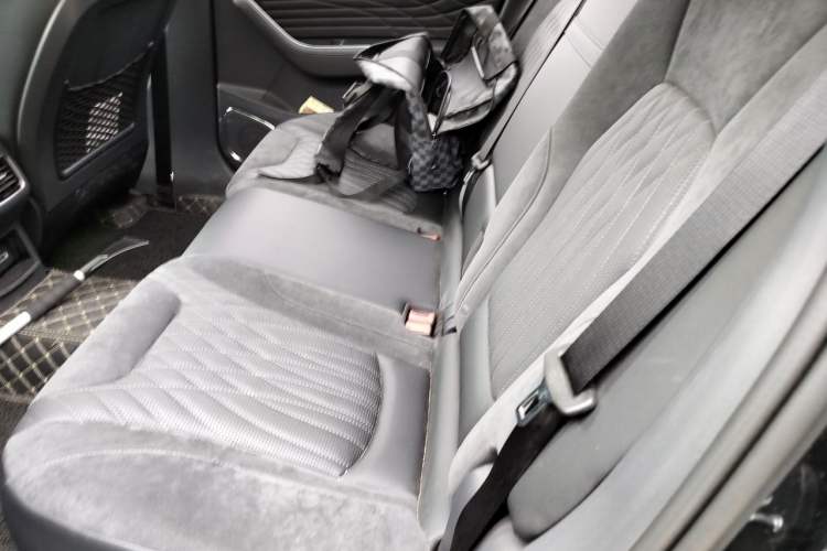 Used Hongqi HS5 2019 2.0T Smart Connect Flagship Edition Left Rear Seat