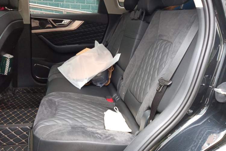Used Hongqi HS5 2019 2.0T Smart Connect Flagship Edition Left Rear Seat
