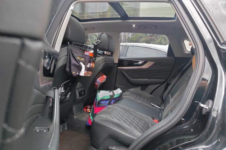 Used Hongqi HS5 2019 2.0T Smart Connect Flagship Edition Left Rear Seat