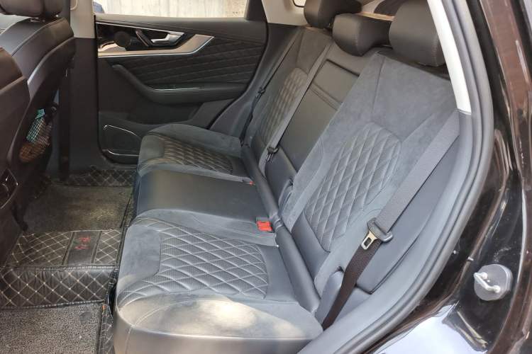 Used Hongqi HS5 2019 2.0T Smart Connect Flagship Edition Left Rear Seat
