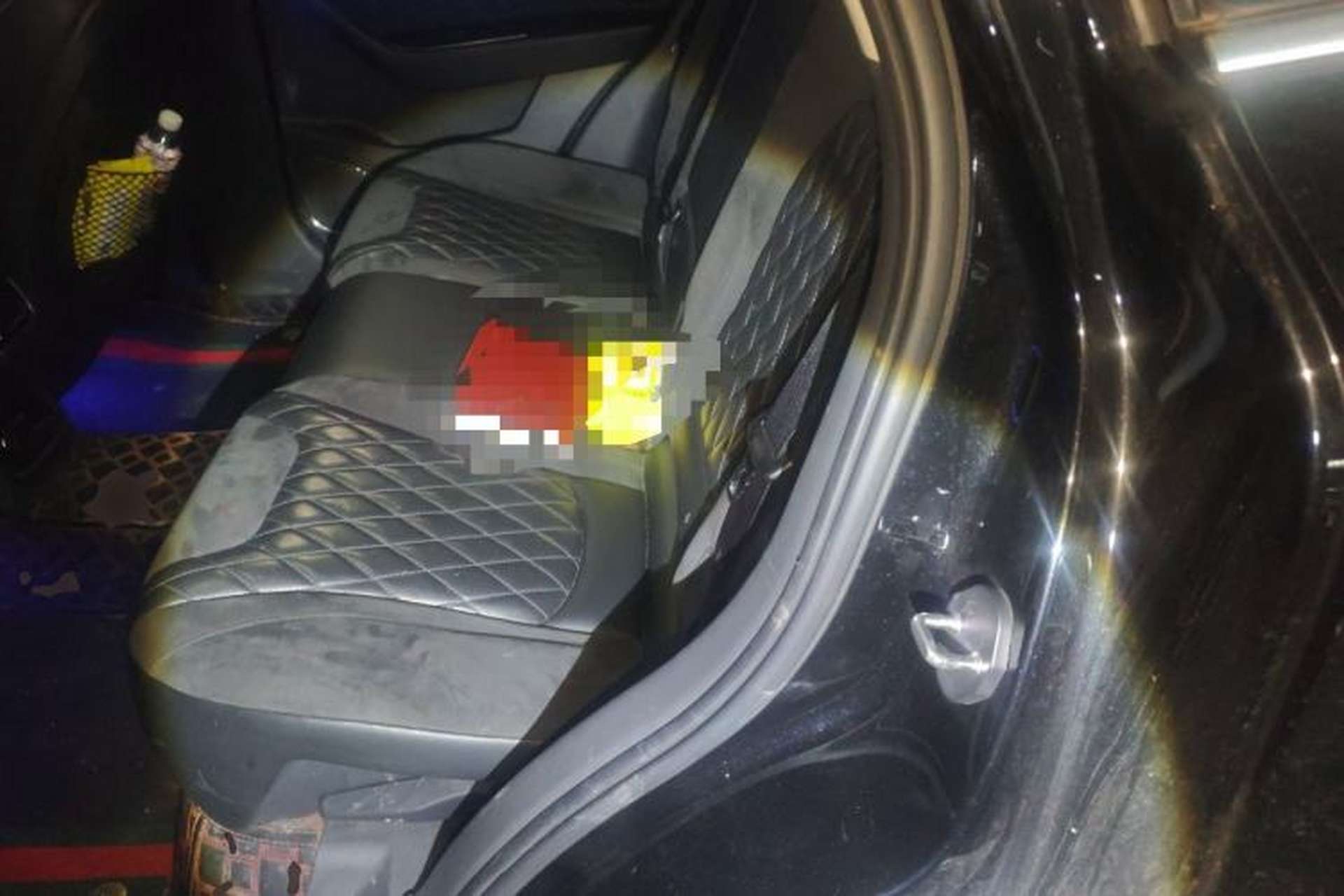 Used Hongqi HS5 2019 2.0T Smart Connect Flagship All-Wheel-Drive Version Left Rear Seat