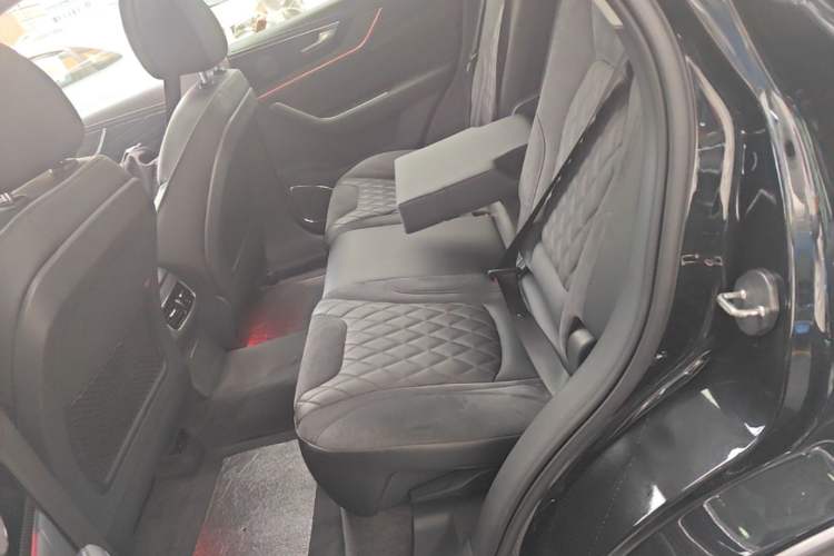Used Hongqi HS5 2019 2.0T Smart Connect Flagship Edition Left Rear Seat