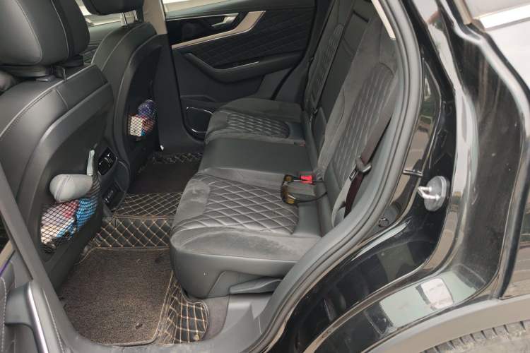Used Hongqi HS5 2019 2.0T Smart Connect Flagship Edition Left Rear Seat