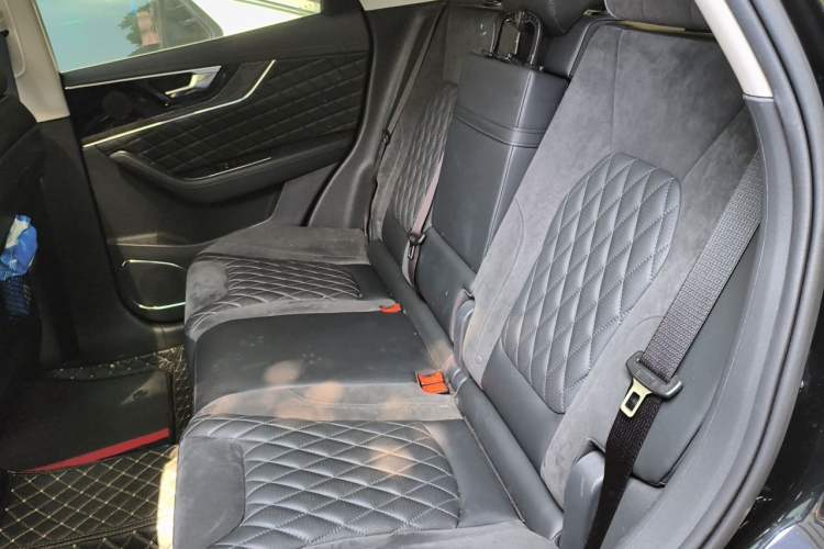 Used Hongqi HS5 2019 2.0T Smart Connect Flagship Edition Left Rear Seat