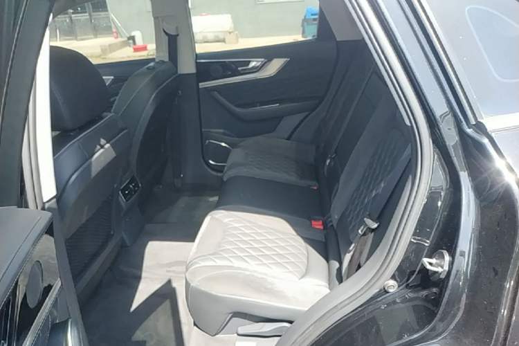 Used Hongqi HS5 2019 2.0T Smart Connect Flagship Edition Left Rear Seat