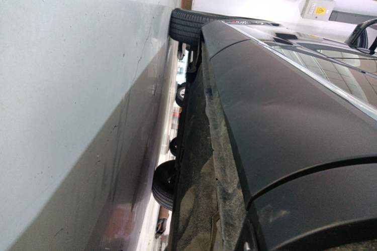 Used Hongqi HS5 2019 2.0T Smart Connect Flagship Edition Left Side Sill