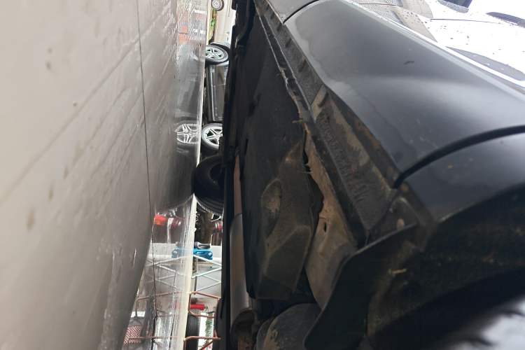 Used Hongqi HS5 2019 2.0T Smart Connect Flagship Edition Left Side Sill