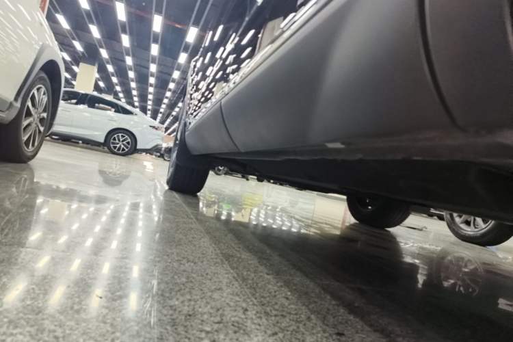Used Hongqi HS5 2019 2.0T Smart Connect Flagship Edition Left Side Sill