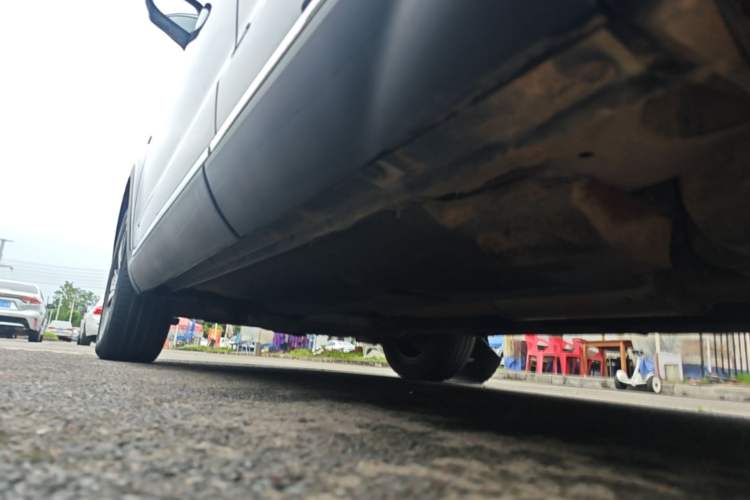 Used Hongqi HS5 2019 2.0T Smart Connect Flagship Edition Left Side Sill