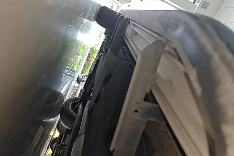 Used Hongqi HS5 2019 2.0T Smart Connect Flagship Edition Left Side Sill