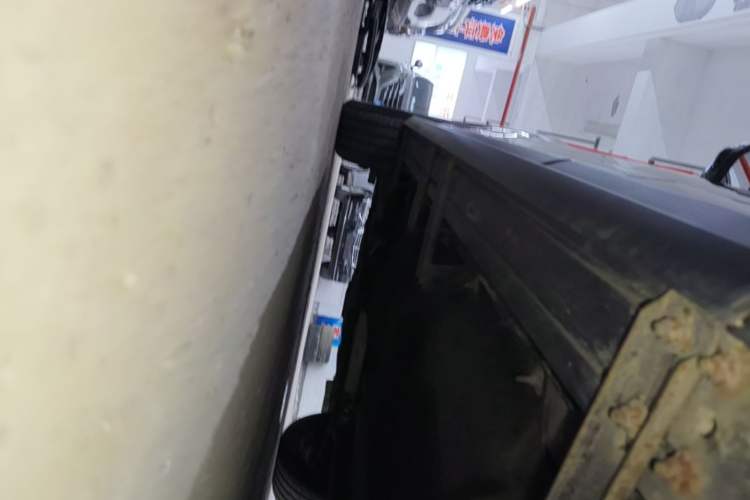 Used Hongqi HS5 2019 2.0T Smart Connect Flagship Edition Left Side Sill