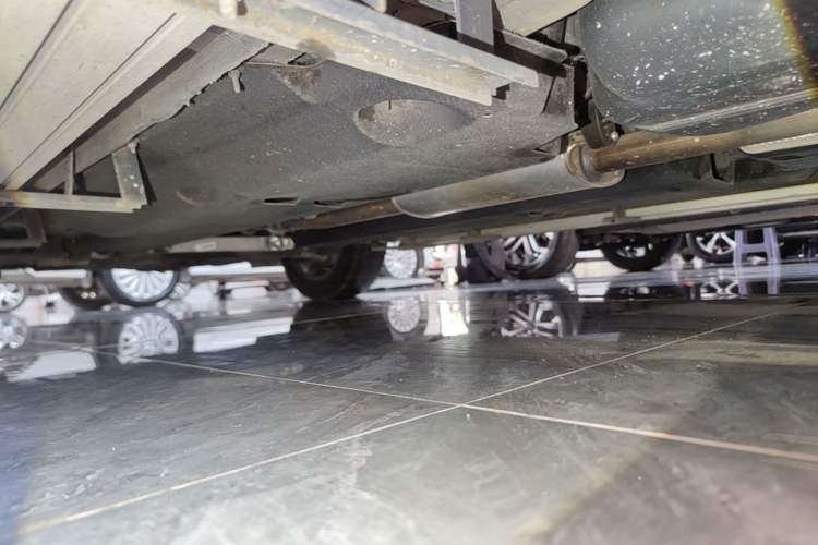 Used Hongqi HS5 2019 2.0T Smart Connect Flagship Edition Left Side Sill