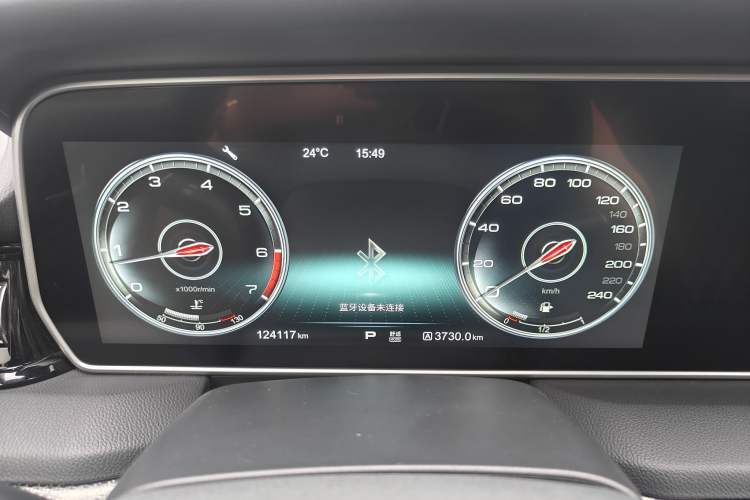 Used Hongqi HS5 2019 2.0T Smart Connect Flagship Edition Odometer Close Up