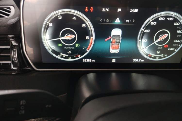 Used Hongqi HS5 2019 2.0T Smart Connect Flagship Edition Odometer Close Up