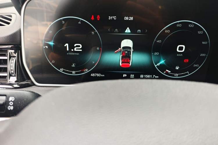 Used Hongqi HS5 2019 2.0T Smart Connect Flagship Edition Odometer Close Up
