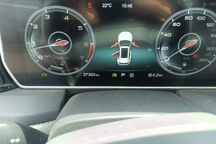 Used Hongqi HS5 2019 2.0T Smart Connect Flagship Edition Odometer Close Up