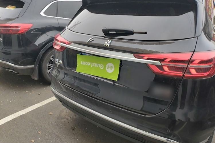 Used Hongqi HS5 2019 2.0T Smart Connect Flagship All-Wheel-Drive Version Rear