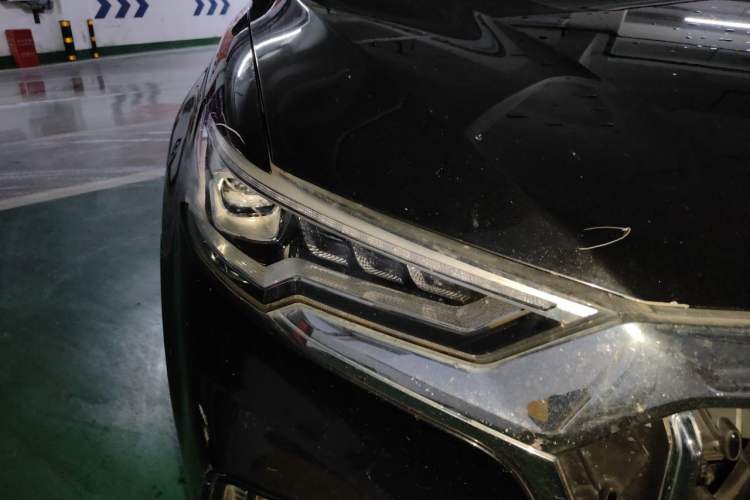Used Hongqi HS5 2019 2.0T Smart Connect Flagship Edition Right Front Headlight
