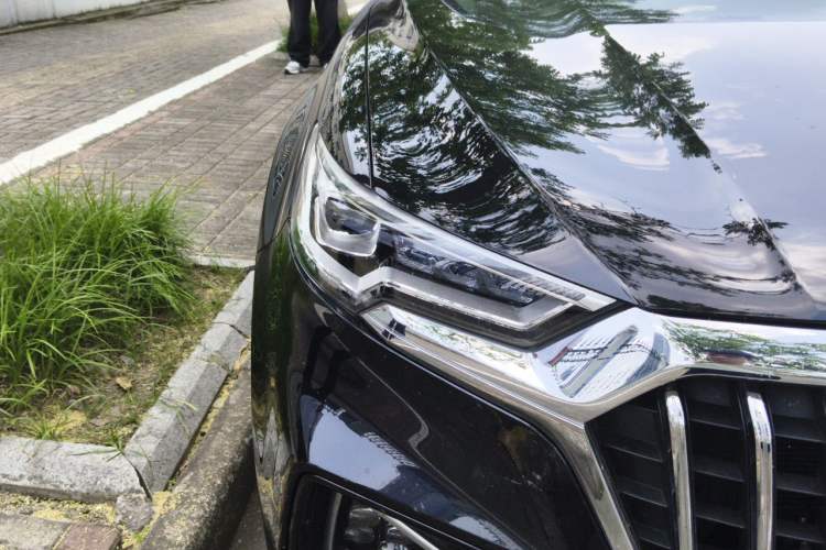 Used Hongqi HS5 2019 2.0T Smart Connect Flagship All-Wheel-Drive Version Right Front Headlight