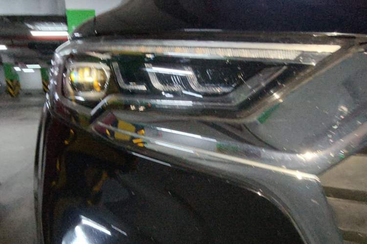Used Hongqi HS5 2019 2.0T Smart Connect Flagship Edition Right Front Headlight