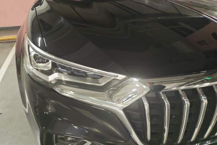 Used Hongqi HS5 2019 2.0T Smart Connect Flagship All-Wheel-Drive Version Right Front Headlight