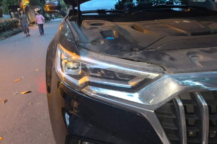 Used Hongqi HS5 2019 2.0T Smart Connect Flagship Edition Right Front Headlight