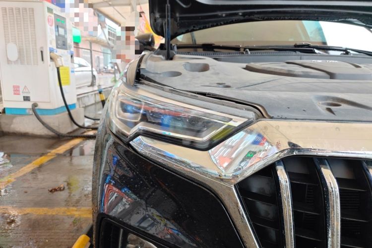 Used Hongqi HS5 2019 2.0T Smart Connect Flagship All-Wheel-Drive Version Right Front Headlight