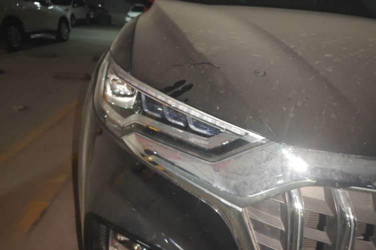 Used Hongqi HS5 2019 2.0T Smart Connect Flagship Edition Right Front Headlight