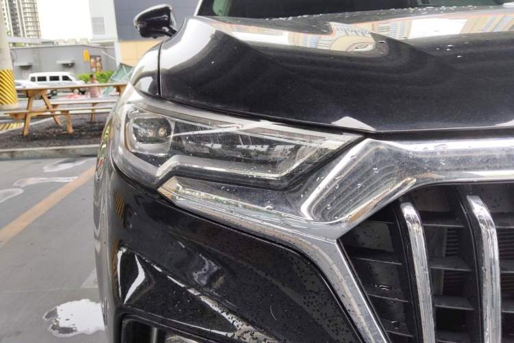 Used Hongqi HS5 2019 2.0T Smart Connect Flagship All-Wheel-Drive Version Right Front Headlight