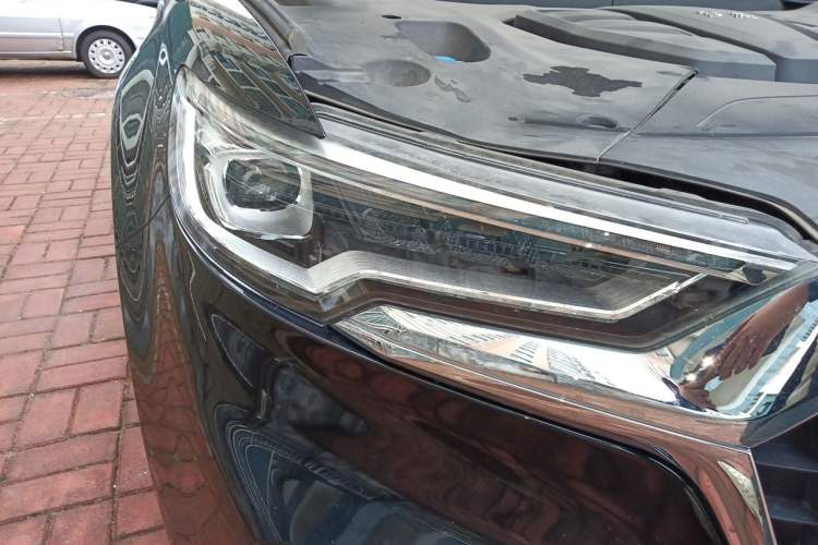 Used Hongqi HS5 2019 2.0T Smart Connect Flagship Edition Right Front Headlight