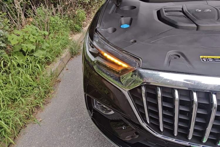 Used Hongqi HS5 2019 2.0T Smart Connect Flagship Edition Right Front Headlight