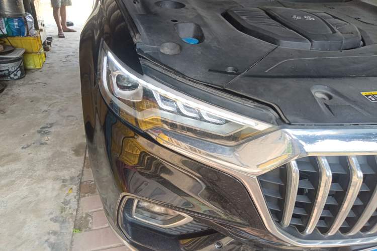 Used Hongqi HS5 2019 2.0T Smart Connect Flagship All-Wheel-Drive Version Right Front Headlight