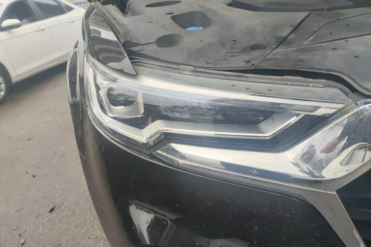 Used Hongqi HS5 2019 2.0T Smart Connect Flagship Edition Right Front Headlight