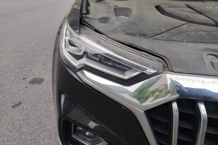 Used Hongqi HS5 2019 2.0T Smart Connect Flagship All-Wheel-Drive Version Right Front Headlight