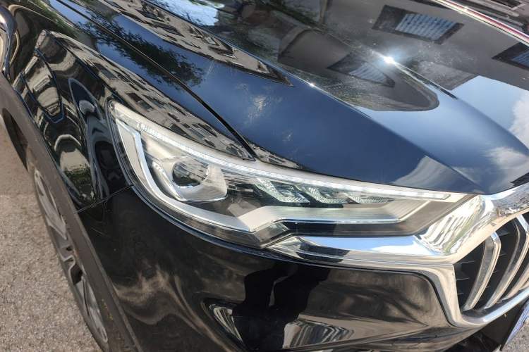 Used Hongqi HS5 2019 2.0T Smart Connect Flagship All-Wheel-Drive Version Right Front Headlight