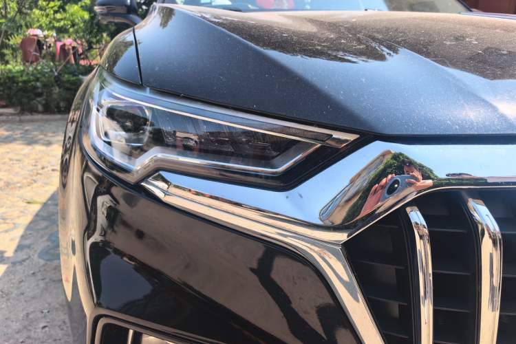Used Hongqi HS5 2019 2.0T Smart Connect Flagship Edition Right Front Headlight