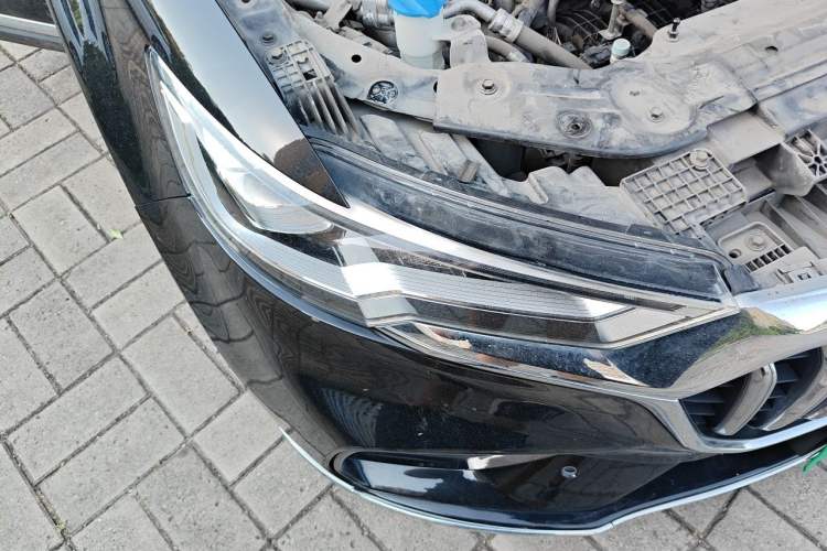 Used Hongqi HS5 2019 2.0T Smart Connect Flagship Edition Right Front Headlight