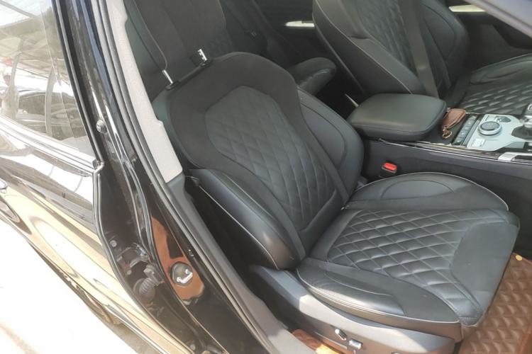 Used Hongqi HS5 2019 2.0T Smart Connect Flagship Edition Right Front Seat