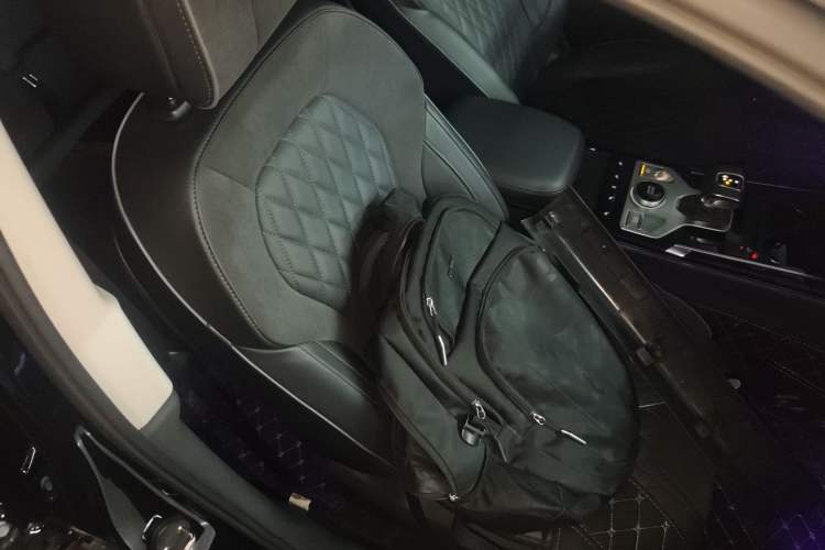 Used Hongqi HS5 2019 2.0T Smart Connect Flagship Edition Right Front Seat