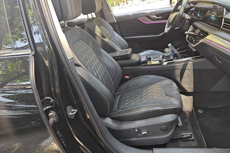 Used Hongqi HS5 2019 2.0T Smart Connect Flagship Edition Right Front Seat