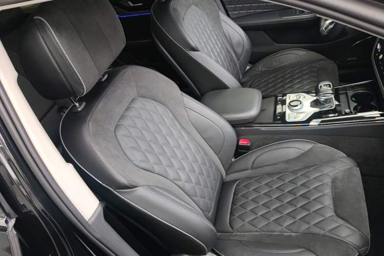 Used Hongqi HS5 2019 2.0T Smart Connect Flagship Edition Right Front Seat